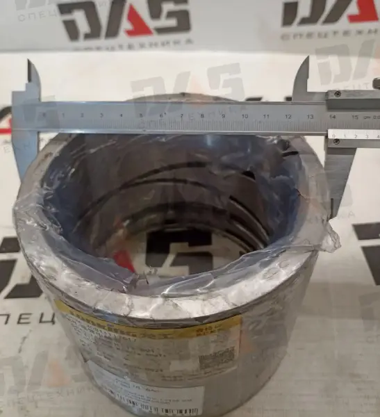 Втулка D=120х140 мм, L=110 мм (средней оси коромысла) CDM853N оригинал
