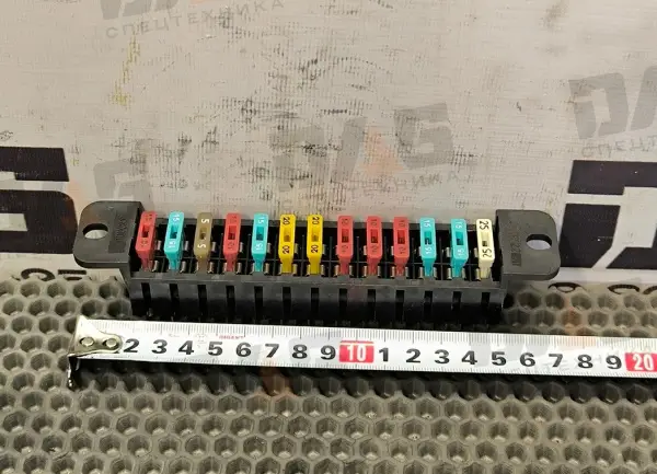 Блок предохранителей н/о ЗАВОД