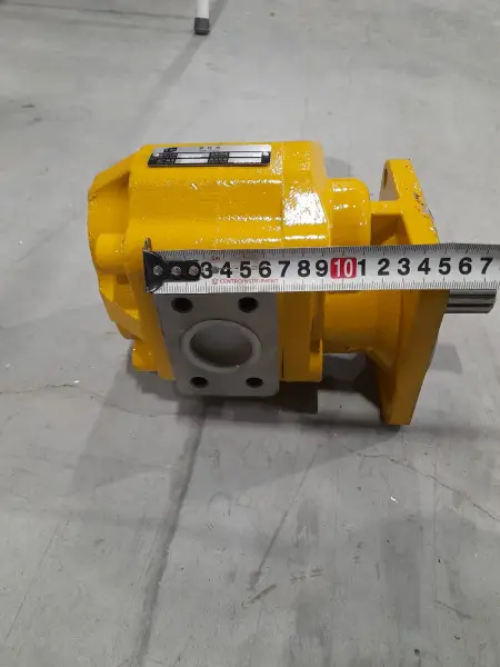 Насос гидравлический LG833 оригинал