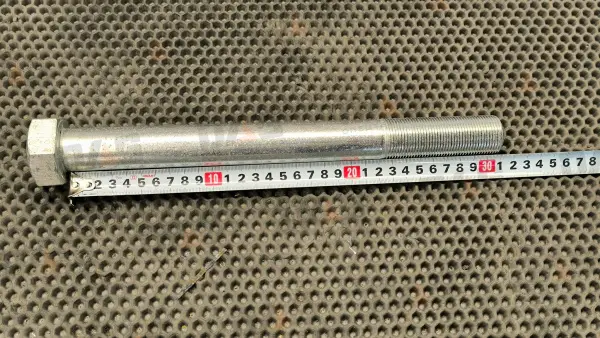 Болт М30х310 (крепления заднего моста) оригинал