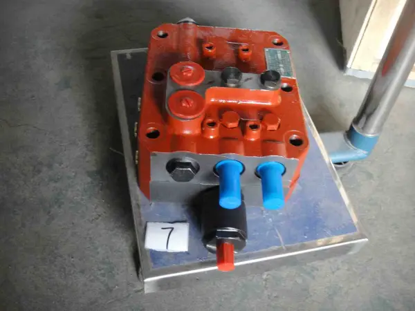 Клапан переключения передач CDM 833