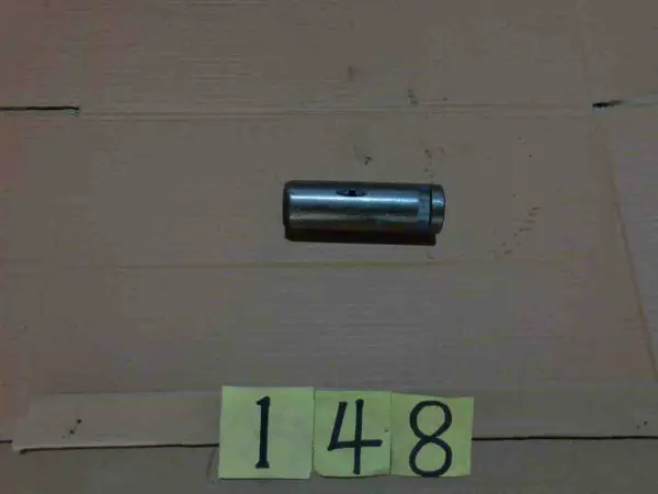 Палец D=40 мм, L=124 мм (г/цилиндра рулевого задний) SDLG 952