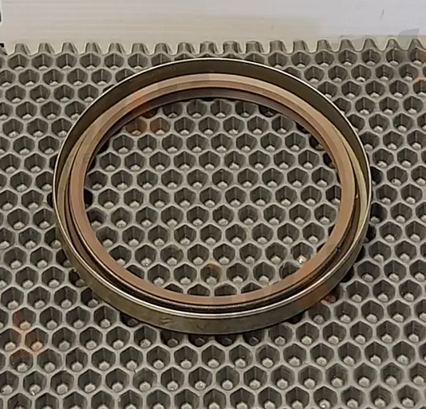 Сальник 100х120х13 ГМП (с мет. обомой) оригинал