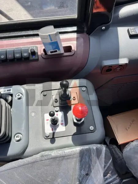 Фронтальный погрузчик Lonking LG863HW