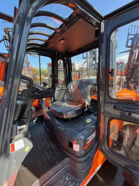 Газобензиновый вилочный погрузчик Lonking LG35GLT