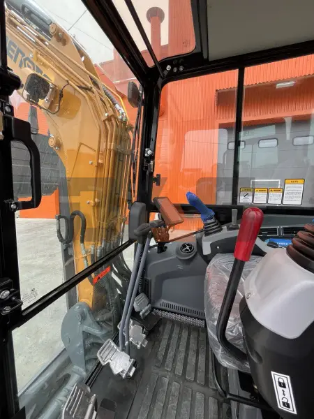 Мини-экскаватор HENGTE HT35 купить в Новосибирске