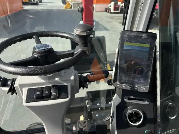Экскаватор Профессионал PB210W (колесный) купить в Новосибирске