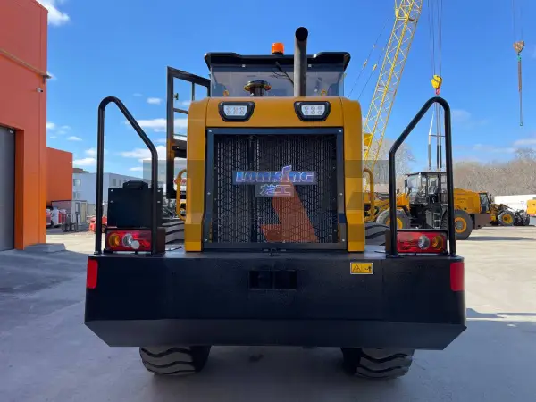 Фронтальный погрузчик Lonking CDM835