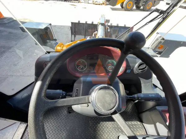 Фронтальный погрузчик Lonking CDM835