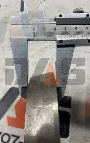 Втулка коническая бортового редуктора CDM855 /LG855