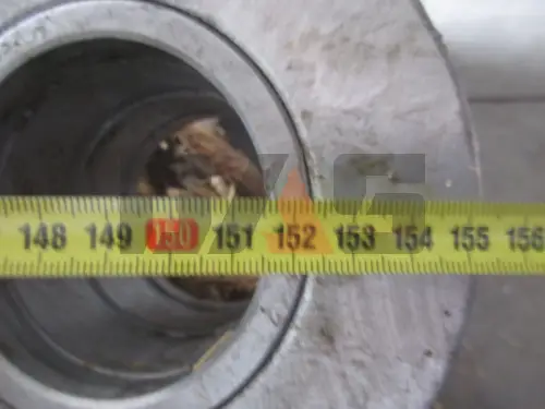 Гидроцилиндр подъема стрелы (правый)  LW-500K