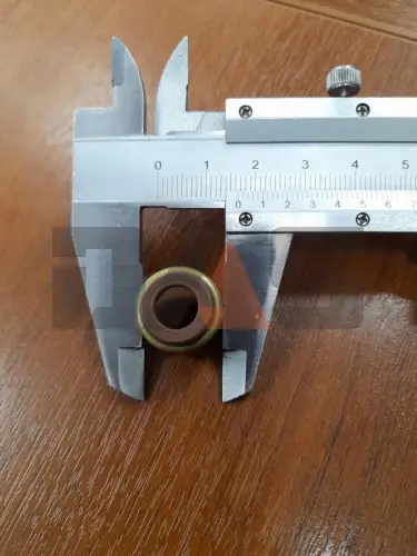 Колпачок маслосъемный