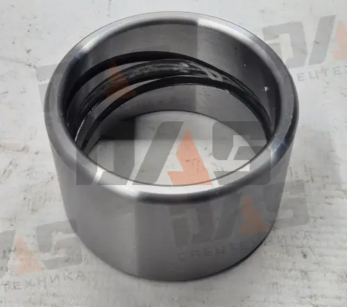 Втулка D=80х95 мм, L=60 мм (средней оси коромысла) CDM833