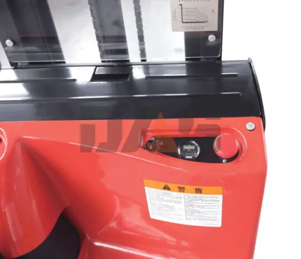 Штабелер EP ES16-16WA Professional (1600кг)