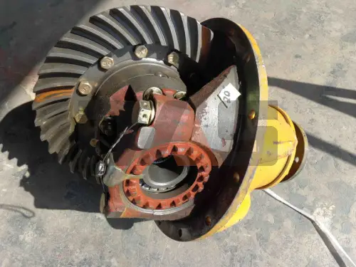 Редуктор переднего моста CDM833,  LG30F.04I.01