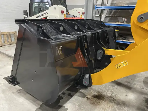 Фронтальный погрузчик Lonking CDM835