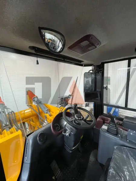 Фронтальный погрузчик Lonking CDM855W