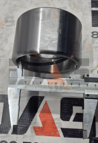 Втулка D=80х95 мм, L=60 мм (средней оси коромысла) CDM833