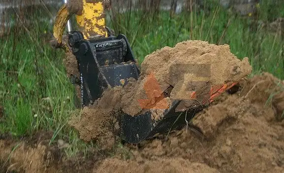 Серповидные траншейные ковши для мини-экскаваторов от 4 тонн