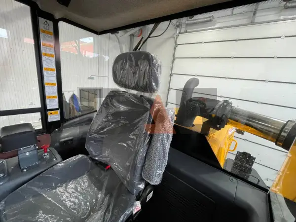 Фронтальный погрузчик Lonking CDM855W