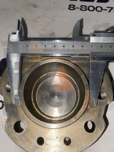 Крышка вала ГМП LG833 LGX833VA.03-008